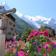 Vue de Chamonix vers le Mont-Blanc